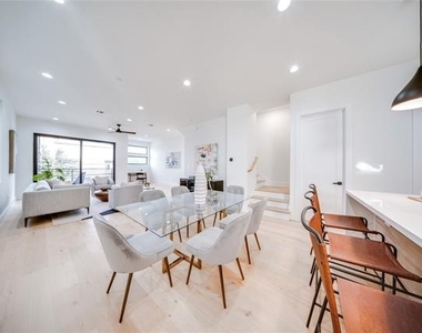 4209 Munger Avenue - Photo Thumbnail 11
