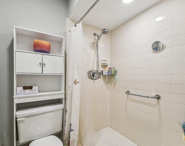 11063 Oakdale Road - Photo Thumbnail 9
