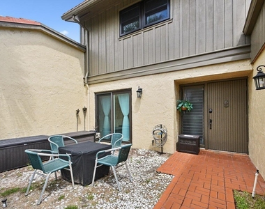 11063 Oakdale Road - Photo Thumbnail 1