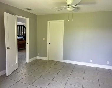 11063 Oakdale Road - Photo Thumbnail 45