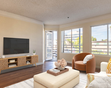 4920 Van Nuys Blvd - Photo Thumbnail 20