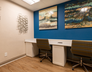 4920 Van Nuys Blvd - Photo Thumbnail 28