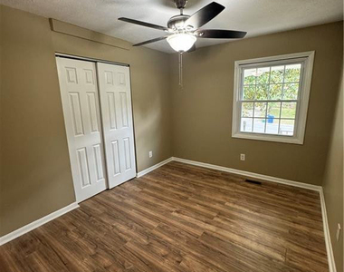 7298 Ryan Street - Photo Thumbnail 3