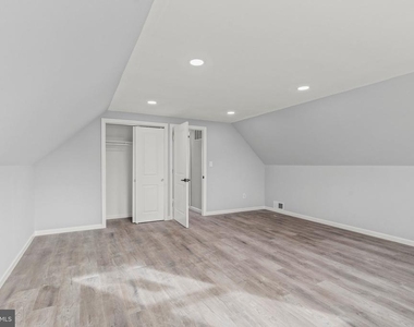 48 Marboro Lane - Photo Thumbnail 17