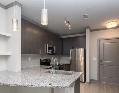 185 Cliftwood Drive Ne - Photo Thumbnail 3