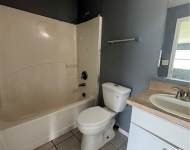 4541 21st Street Sw - Photo Thumbnail 9