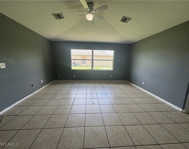 4541 21st Street Sw - Photo Thumbnail 3