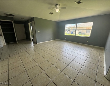 4541 21st Street Sw - Photo Thumbnail 2