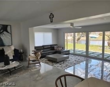 1745 Bikini Court - Photo Thumbnail 10