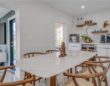 1745 Bikini Court - Photo Thumbnail 19