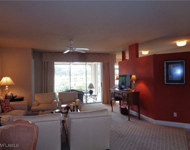 610 Laguna Royale Boulevard - Photo Thumbnail 12
