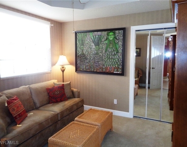 610 Laguna Royale Boulevard - Photo Thumbnail 14