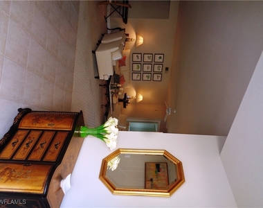 610 Laguna Royale Boulevard - Photo Thumbnail 9