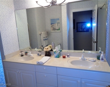 610 Laguna Royale Boulevard - Photo Thumbnail 16
