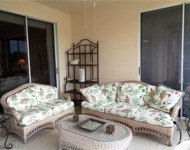 610 Laguna Royale Boulevard - Photo Thumbnail 2