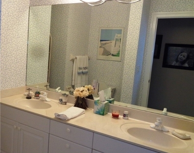 610 Laguna Royale Boulevard - Photo Thumbnail 17