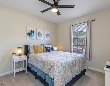 28572 Alessandria Circle Sw - Photo Thumbnail 18