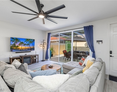 28572 Alessandria Circle Sw - Photo Thumbnail 3