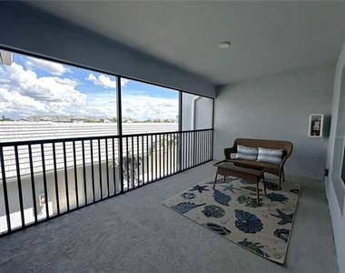 14231 Heritage Landing Boulevard - Photo Thumbnail 2