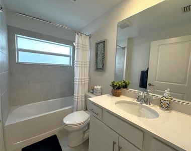 14231 Heritage Landing Boulevard - Photo Thumbnail 19