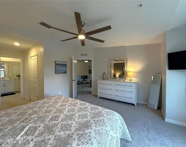 14231 Heritage Landing Boulevard - Photo Thumbnail 14