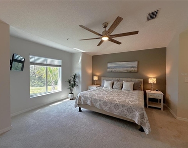 14231 Heritage Landing Boulevard - Photo Thumbnail 11