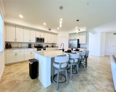 14649 Sycamore Court - Photo Thumbnail 3