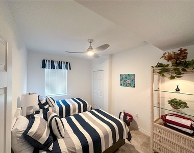14649 Sycamore Court - Photo Thumbnail 16