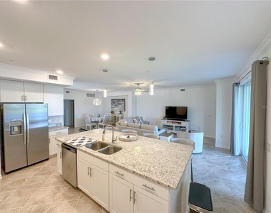 14649 Sycamore Court - Photo Thumbnail 7