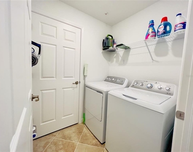 14649 Sycamore Court - Photo Thumbnail 17