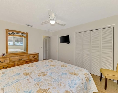 4946 Commonwealth Drive - Photo Thumbnail 41