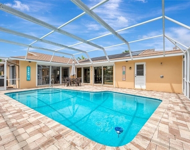 4946 Commonwealth Drive - Photo Thumbnail 46