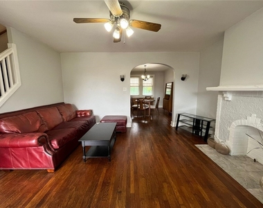 518 Belgreen Pl - Photo Thumbnail 2