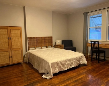 518 Belgreen Pl - Photo Thumbnail 9