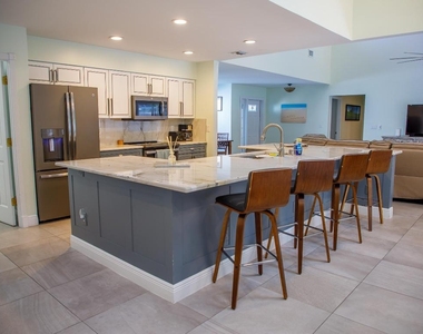 900 Cosmos Court - Photo Thumbnail 10