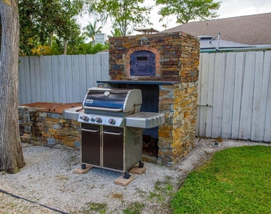 900 Cosmos Court - Photo Thumbnail 29