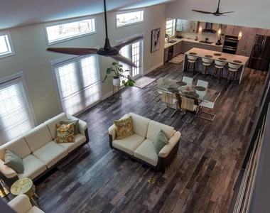 661 W Rambling Drive - Photo Thumbnail 17