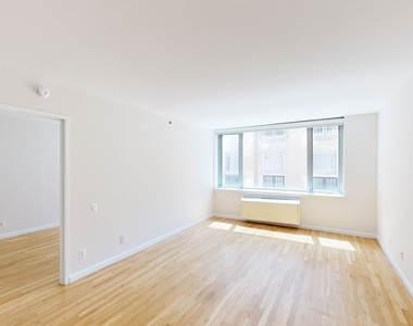 120 W. 21st - Photo Thumbnail 2