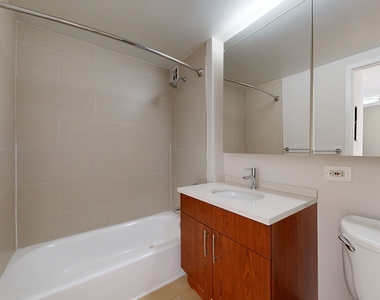 120 W. 21st - Photo Thumbnail 4