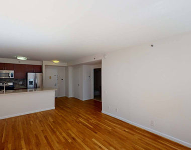 120 W. 21st - Photo Thumbnail 3