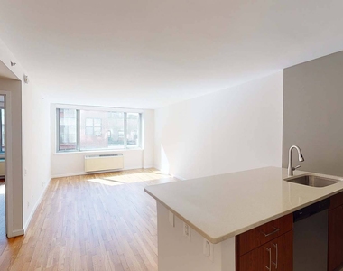 120 W. 21st - Photo Thumbnail 1