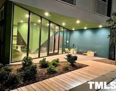 600 S Duke Street - Photo Thumbnail 1