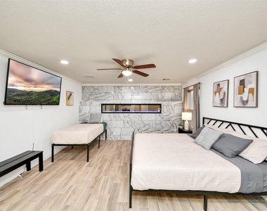 11754 Green Coral Drive - Photo Thumbnail 20