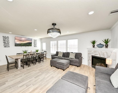 11754 Green Coral Drive - Photo Thumbnail 13