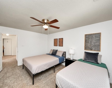 11754 Green Coral Drive - Photo Thumbnail 35