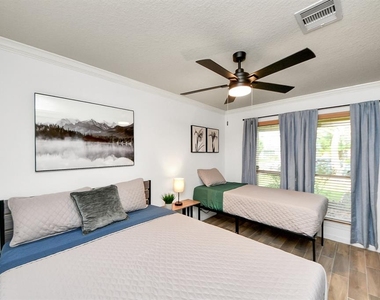 11754 Green Coral Drive - Photo Thumbnail 17