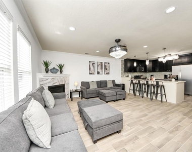 11754 Green Coral Drive - Photo Thumbnail 12