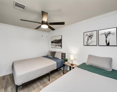 11754 Green Coral Drive - Photo Thumbnail 18
