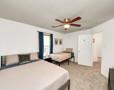 11754 Green Coral Drive - Photo Thumbnail 30