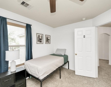 11754 Green Coral Drive - Photo Thumbnail 31